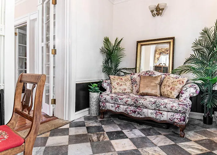 Miss Murphy's High Street Bed & Breakfast 3*