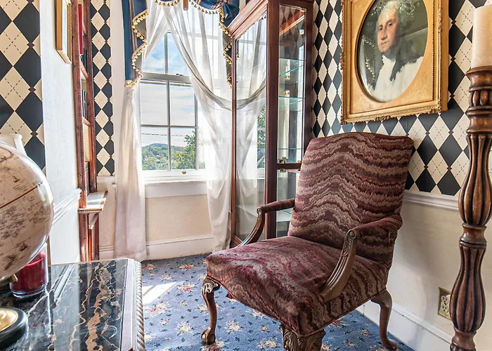 Bed & Breakfast Miss Murphy's High Street 3*