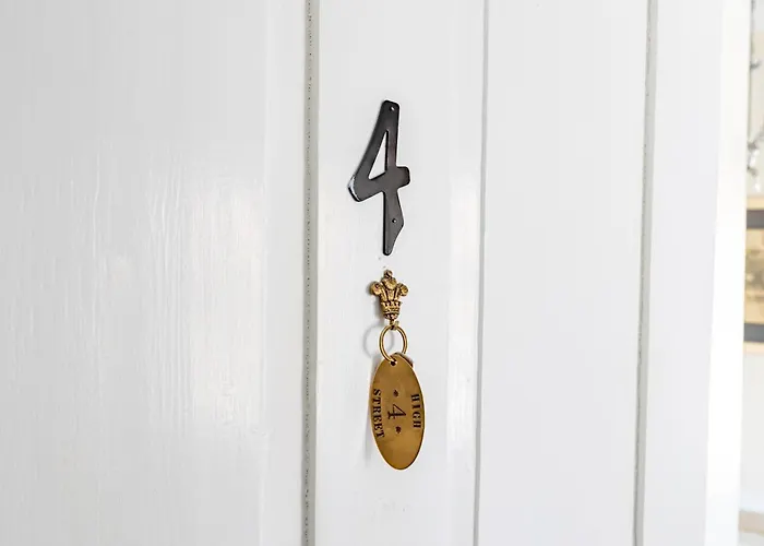 Bed & Breakfast Miss Murphy's High Street 3*