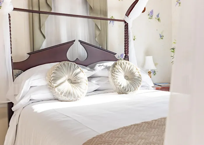 Miss Murphy's High Street Bed & Breakfast 3*