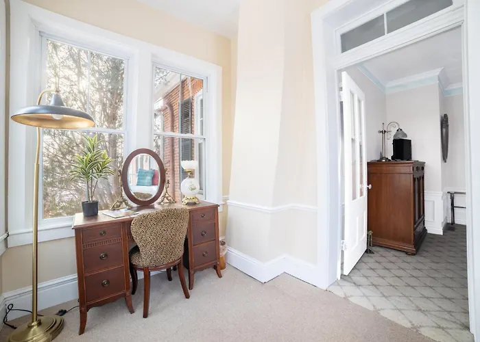 Miss Murphy's High Street Bed & Breakfast Galena